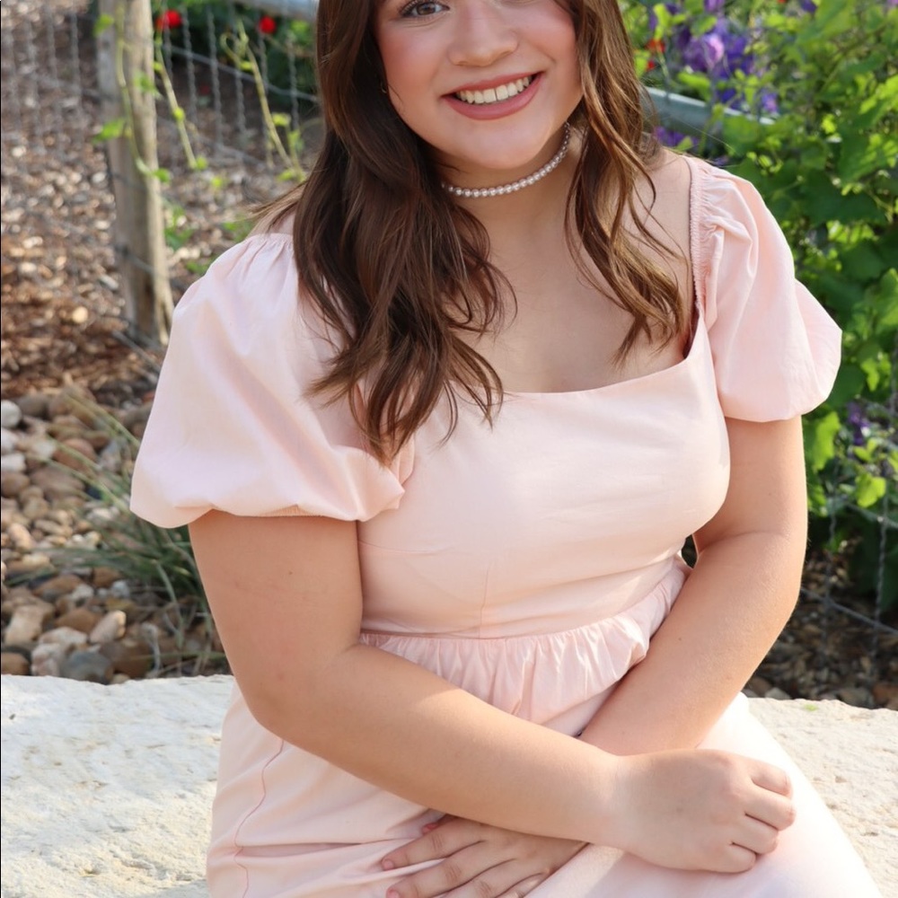 pink puff sleeve dress